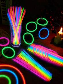 100 pièces Bâtons lumineux multicolores - Bracelets lumineux en plastique léger sans pile, convient pour les concerts, les danses, les fêtes et autres occasions, essentiel pour les festivals de musique | Décoration de fête amusante | Bracelets colorés - Voir 3