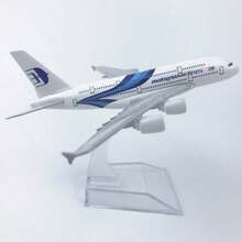 2026新款 - 瑞安航空飞机模型，压铸金属飞机模型，适合收藏和节日礼物 - 白色 - 查看 10
