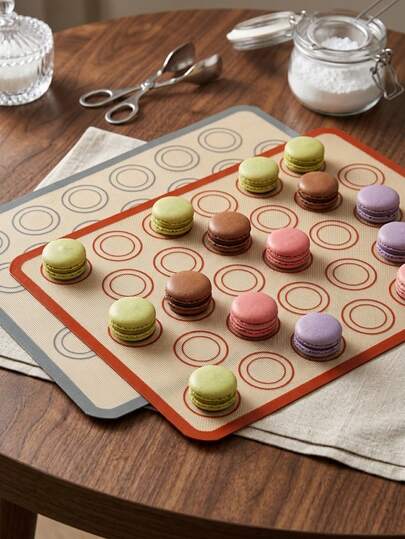 2 pièces Tapis de cuisson en silicone antiadhésif, Tapis de cuisson réutilisables et faciles à nettoyer, Tapis à biscuits lavables au lave-vaisselle, Résistants à la chaleur pour le poisson, le poulet, les biscuits, la pizza et le pain, Essentiels pour la maison et la cuisine professionnelle