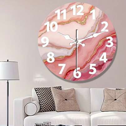 1个10/12英寸圆形木质挂钟，采用粉色和金色大理石设计，配备静音石英机芯，需使用AA电池（不含电池），适用于卧室、厨房、书房、车库或客厅。