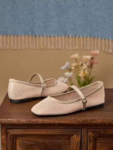 Chaussures de mode pour femmes à bout carré, à faible empeigne, en dentelle abricot et maille. Chaussures polyvalentes et décontractées à grille ajourée, pour toutes les saisons. Élégantes et confortables, chaussures de ballet convenant pour le bureau, les fêtes, les mariages, les sorties, la fête des mères, la journée de la femme. - Nude - Voir 5