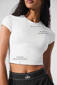 Alo Yoga Alosoft Crop Finesse Camiseta de manga corta Blanco Talla real para mujer W1406r - Blanco - Ver 2