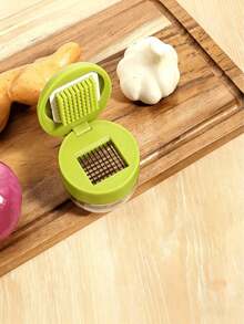 1/2 piezas Picador de ajo portátil, prensa de ajo rápida con cuchillas afiladas y función de almacenamiento, apto para lavavajillas, esencial para camping, barbacoa, viajes de verano, caravana/picnic, herramienta multiusos compacta para ajo, jengibre, chile, hierbas en cocina doméstica/al aire libre - Multicolor - Ver 8