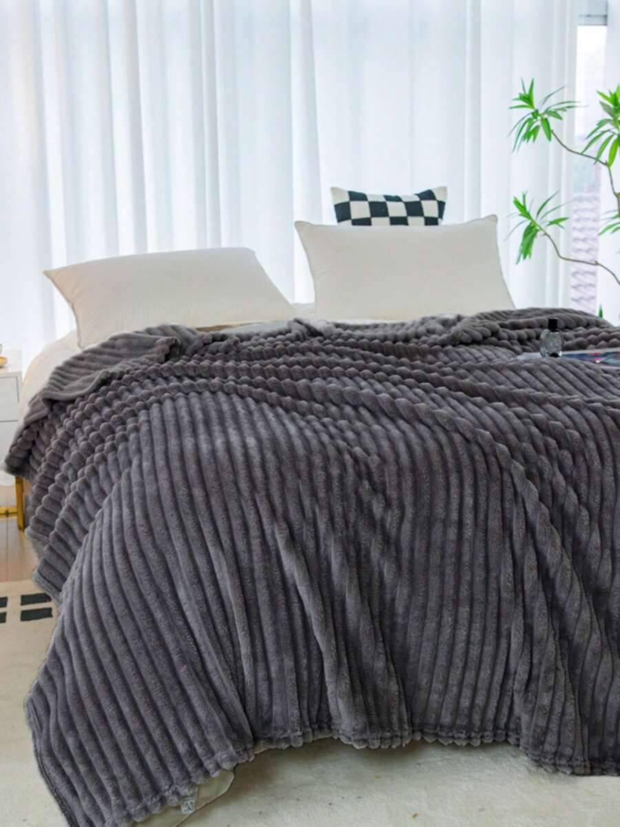 1pc Deep Gray Striped Throw Blanket, Soft & Cozy Fleece Blanket For Sofa, Bed, All Seasons, Machine Washable - Dark Grey - View 1