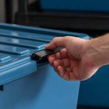 IRIS USA 91 US Qt Contenedores Apiabes Pástico con Tapa y Hebias Contenedores Grandes para Organización de Oficina en Casa Caja Apilable y Anidada - Azul marino ecolgico - Ver 6