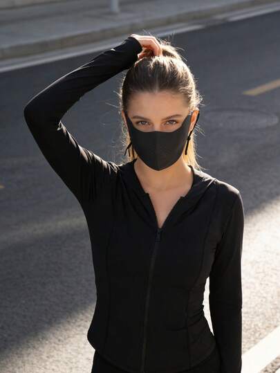 1pc Cool Black 3D Breathable Face Mask, Adjustable Ear Loops, Suitable For Various Face Shapes, Ice Silk Material, Skin-Friendly, Transparent Breathing Holes, Full-Coverage Sun Protection, Versatile For Daily Commute, Outdoor Activities, Cycling