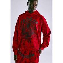 SP5der Worldwide OG Red Tree Camo Hoodie | Heavyweight Cotton Fleece | Signature Allover Tree Camo Pattern | Puffy Print Spider Web & Logo Graphics | Relaxed Streetwear Fit | Iconic Young Collective Graphic Hoodie - Đỏ - Xem 7