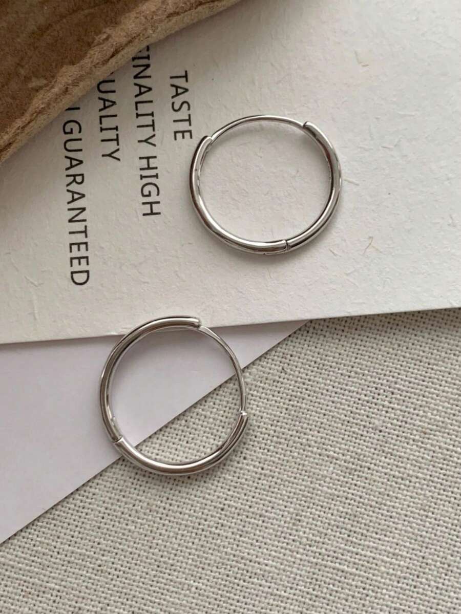 1 Pair Minimalist Plain Hoop Earrings, Elegant Niche Design Earrings Suitable For Women's Daily Wear - Silver - View 1