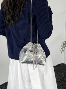 银色亮片链条抽绳水桶包，小众设计斜挎包，优雅水钻腋下包，适合派对、约会之夜 - 銀色 - 查看 3