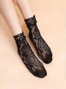 1Pair Women's Lace Trim Short Fishnet Socks Fashionable For Daily Use - View 2
