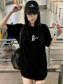 Áo thun ngắn tay in họa tiết Y2K, áo nữ mùa hè dáng rộng thoải mái cổ tròn đa năng giúp tôn dáng. - màu đen - Xem 3