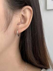 1 Pair Minimalist Plain Hoop Earrings, Elegant Niche Design Earrings Suitable For Women's Daily Wear - Silver - View 2