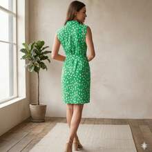 Printed 100% Viscose Midi Shirt Dress With Belt | Lightweight, Fresh And Elegant | Flowing Fit With Front Buttons - Mint Green - View 3