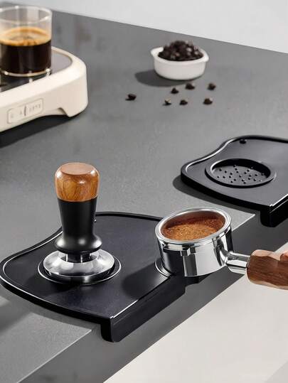 1pc Black Silicone Coffee Filter Pad - Thick Non-Slip, With Tool Storage Slot, Espresso Coffee Filter Pad, Suitable For Home, Office, Bar, Shop, Cafe, Kitchen And Coffee Machine Countertop, Barista Tool Accessory (Fits Various Filter Machines)