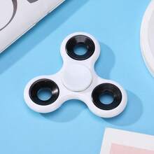 1pc Large 7.5cm Multi-Color Plastic 3-Blade EDC Finger Toy, Stress Relief Finger Spinner - Multicolor - View 14