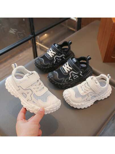 The Shoe Body Adopts A Large-Area Mesh Hollow Design, With Excellent Breathability, Suitable For Summer Wear To Avoid Sweaty And Stuffy Feet. Meanwhile, The Shoe Head Is Designed With A Protective Toe Cap, Which Can Effectively Protect The Child's Toes And Prevent Injury From Bumps, While Taking Into Account The Coolness Of Sandals And The Safety Protection Of Sports Shoes.