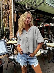 Women's V-Neck Short Sleeve Cardigan, Front Button Decor, Minimalist & Fashionable Casual Style, Suitable For Daily Commute, Lovely Sweater Spring - Xám - Xem 2