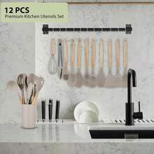 Set di 12 utensili da cucina in silicone con manici in legno, antiaderenti e adatti per padelle antiaderenti, con manici antiscivolo, include spatola, mestolo e frusta. - Grigio/Kaki - Visualizzare 2