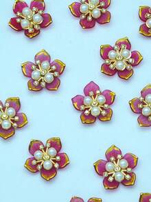 50 Stücke 25mm goldgerandete Strass 5-Blüten Blume DIY Dekorationen, geeignet für Schmuck, Schuhe, Kleidung, Taschen, Geschenke - Rot - Übersicht 4