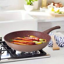 Chảo chống dính tráng men đá cẩm thạch đỏ 9,4 inch, đáy nhôm, dày dặn, ít khói, dễ vệ sinh, phù hợp với bếp ga và bếp từ. - Xem 8