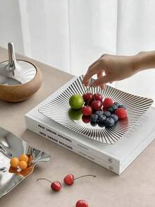 1pc Creative Luxury Stainless Steel Fruit Plate, Minimalist Square Striped Fruit Tray, Home Living Room Tea Table Snack Candy Dessert Cake Plate, Nuts Tray, Key Holder Decorative Piece, Suitable For Living Room, Dining Room, Dessert Shop, Wedding, Party, Available In 3 Sizes - Multicolor - View 4