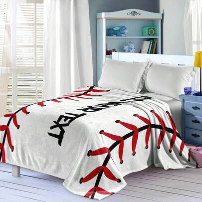 بطانية فلانيل مخصصة بنمط نسيج كرة القدم، تتميز بعناصر خياطة كرة القدم الكلاسيكية، طراز رياضي حيوي، يدعم التخصيص باسم/نص، طباعة رقمية ناعمة ودافئة، مقاومة للتمزق، قابلة للغسل في الغسالة، خالية من المواد المسببة للحساسية، متعددة الاستخدامات للأريكة والسرير والسفر والتخييم وغرفة المعيشة والمكتب، قطعة واحدة