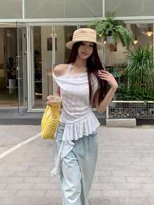 2026新款夏季女士独特白色蕾丝设计不对称肩部上衣 - 白色 - 查看 1