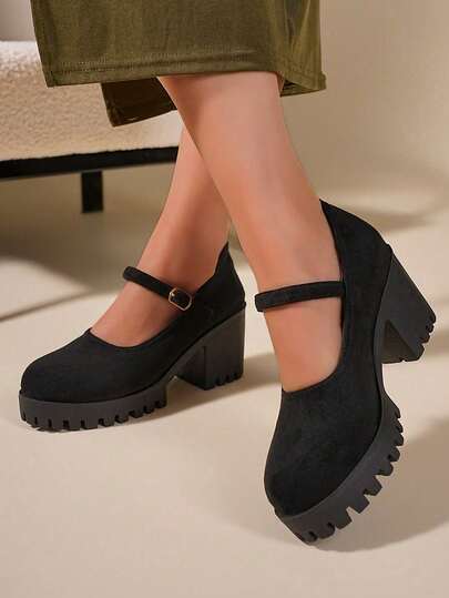 2026新款黑色厚底粗跟玛丽珍鞋，复古百搭厚底一脚蹬高跟鞋，优雅搭扣设计，通勤约会皆宜，增高洛丽塔JK制服鞋，优质舒适防滑橡胶鞋底，增高7.5厘米低帮粗跟高跟鞋，四季皆宜。