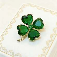 1pc Vintage Lucky Clover Anti-Glare Brooch Elegant Pin Clothing Anti-Glare Buckle - Multicolor - View 2