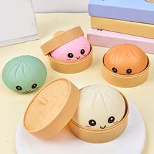 2 cái/1 cái Đồ chơi bóp giảm căng thẳng hình bánh bao mềm mại dễ thương. Làm từ chất liệu TPR với khả năng đàn hồi chậm và kết cấu mềm. Phù hợp để thư giãn tại văn phòng, giải trí tại nhà và giảm lo âu. Mềm, bông và dễ bóp. Có thể dùng làm đồ trang trí cho nhà, phòng khách hoặc phòng ngủ. Quà tốt nghiệp, quà tặng cho bạn nam và nữ, cũng có thể dùng làm phần thưởng lớp học, quà tặng tiệc người lớn, quà sinh nhật hoặc quà lễ cho bạn bè, gia đình, bạn thân hoặc đối tác. Màu ngẫu nhiên. - Bóng giảm căng thẳng Baozi - Xem 8