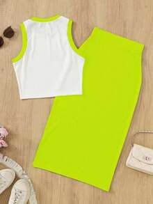 Conjunto de 2 piezas de camiseta sin mangas y falda larga de unicolor con ribete de contraste en estilo vintage elegante para resort, primavera/verano - Blanco y verde fluorescente - Ver 2