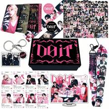 K-POP SKZ STRAY HOP Krama 系列礼盒套装，粉丝周边，演唱会专辑周边，立牌，贴纸，挂绳，LOMO 收藏卡，亚克力卡，小礼物，情人节礼物，收藏品 - 彩色 - 查看 2