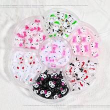 SANRIO 70件盒装卡通装饰珠子和配件，可爱树脂动物吊坠，适合美甲装饰 - 彩色 - 查看 10