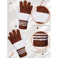 3 Pairs Microfiber Plant Dusting Gloves Leaf Cleaning Gloves Indoor Plants, Blinds, Furniture, House (Gray, Orange, Brown, Medium) - Gray, Orange, Brown + Medium + 3 - View 5