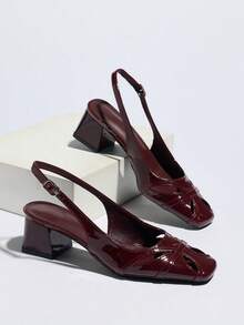 2026 Nuevas sandalias de tacón grueso cerradas al estilo francés, color borgoña, tacón medio-bajo, cómodas, con decoración metálica, zapatos elegantes de vestir para mujer - Burdeos - Ver 9