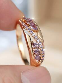 1枚优雅的立方氧化锆戒指，采用叶子设计——完美适用于女士结婚戒指、订婚戒指或作为礼物。 - 戒指 - 查看 3