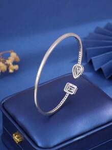 1件开口手镯，时尚简约水滴方形设计，微镶嵌锆石铜材质，适合日常佩戴，情人节礼物 - 白色 - 查看 1
