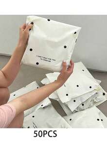 20个/包 象牙白波点快递袋,适合返校季、毕业季、婚礼季、生日等场合,可用作礼品袋、加厚塑料收纳袋、行李袋、服装袋,适用于返校季、学校用品、学校、办公室、交通运输、运输和邮寄等。 - 米白波點 - 查看 16