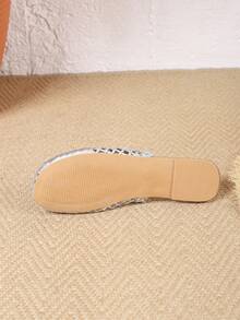 Women's Round Decorative, Comfortable Summer Vacation Fashion Slippers, Closed Toe Bohemian Style Embroidered Woven Sandals, Beach Sandals, Sandals - Silver - View 4