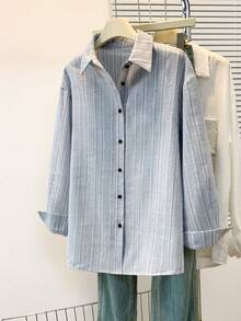 Áo sơ mi nữ dài tay cổ bẻ thanh lịch, cài cúc phía trước, dáng suông, họa tiết sọc xanh trắng. - Màu xanh lam - Xem 4