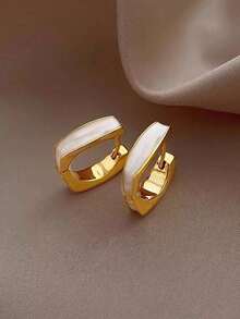 1 Pair Minimalist Chic Everyday Versatile Suitable For Gatherings Luxury Geometric Fashion Small Hoop Earrings For Women   Shop Thoughtful Gifts For Mom This Mother - 黃金 - 查看 5