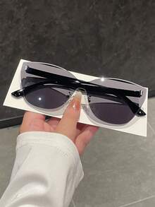 1副女士性感猫眼时尚眼镜，适合日常穿搭、T台走秀、海滩度假等场合。 - 黑灰 - 查看 4