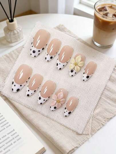 10 Pieces Handmade Almond-Shaped Press-On Nails, White French Style With Holographic Rhinestone Design. Hand-Painted White French Tips With Handmade Holographic Rhinestone Decorations. Elegant, Romantic And Minimalist Press-On Nails, Luxurious, Sexy And Light-Luxury Nail Patches. Suitable For Daily Wear, Dates, Concerts And Business Casual Occasions. An Ideal Gift For Women And Girls.