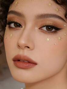 1pc Luxury Gold Star Face Sticker, Transparent Crystal Combination, Music Festival/Gala Makeup Decor, Stage Makeup Eye Decoration, Party Atmosphere Makeup Sticker,Concert Look,Face Gems - Multicolor - View 4