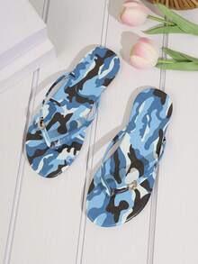Moon & Star Camouflage Pattern PU Leather Studded Flat Sandals, Beach Summer - Camouflage Blue - View 2