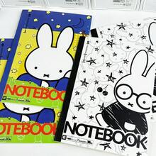 MIFFY 1本米菲卡通兔子笔记本，一款可爱的卡通横线笔记本，印有米菲兔子图案，是办公室、学校、记笔记、写日记和制作剪贴簿的时尚文具。它是送给米菲爱好者和青少年的理想礼物。 - 彩色 - 查看 2