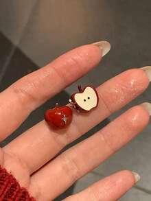 一对可爱优雅的简约小酒红色珐琅苹果造型水钻耳钉，适合女性日常佩戴 - 紅色 - 查看 5