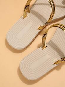2026 Summer New PU Women's Flat Sandals, Comfortable Slip-On Toe Sandals With Rhinestones, Outdoor Lightweight Casual Simple Round Toe Strap Sandals, Fashion Versatile Solid Color Breathable Non-Slip Soft Bottom Heart Decor Sandals,Beach Outfits - 金色 - 查看 2
