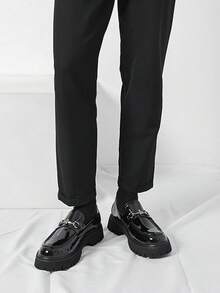 Couples Button Decor Derby Shoes, Men's Fashionable Platform Oxfords, Slip-On Loafers, British Style Dress Shoes, Business Casual Daily Walking Shoes, Men's Shoes, Glossy Uppers Anti-Slip Soles, Office Casual Men's Shoes Matching Suits, Size 38-46 Business Formal Men's Shoes - Black - View 4