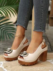 2026 Summer New Vintage Rivet Thick Sole Strappy Roman Sandals - Apricot - View 5